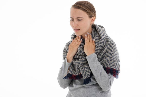 Что поможет от боли в горле при глотании