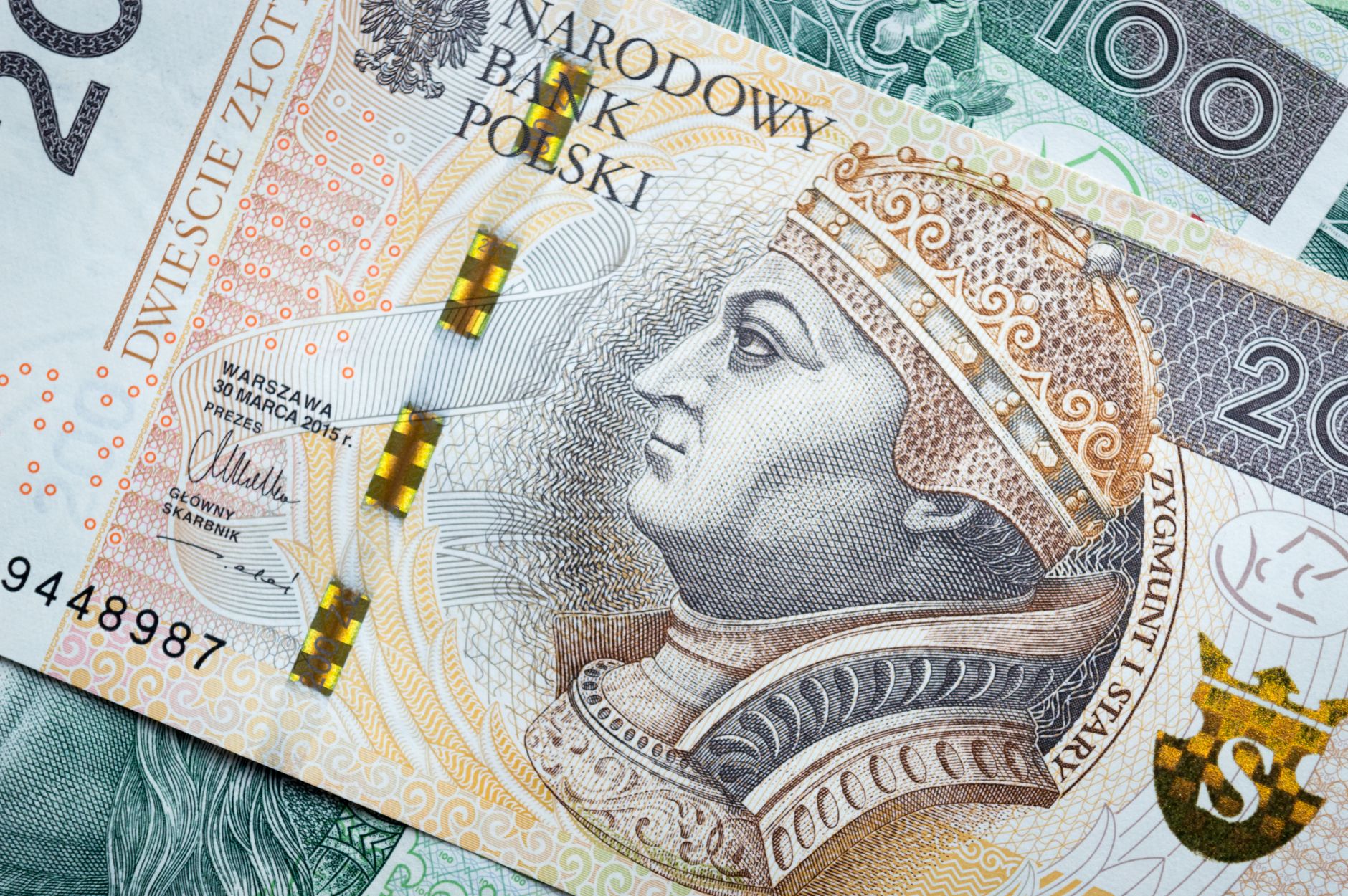 Минимальная зарплата в Польше в 2026 году: сколько это на руки