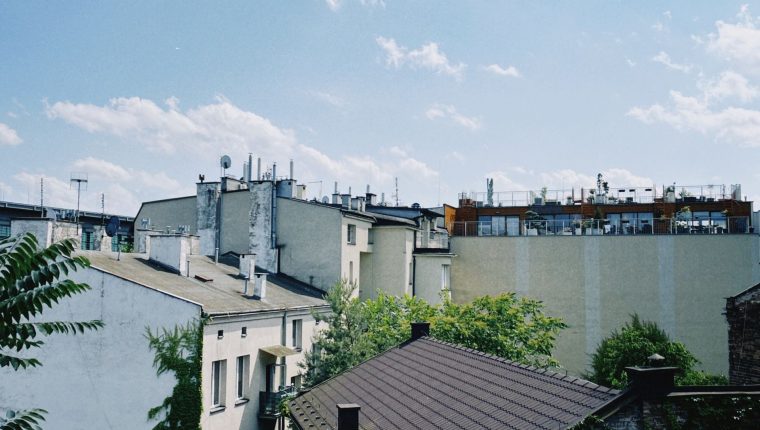 Dodatek mieszkaniowy в Польше 2026: кому положен и сколько